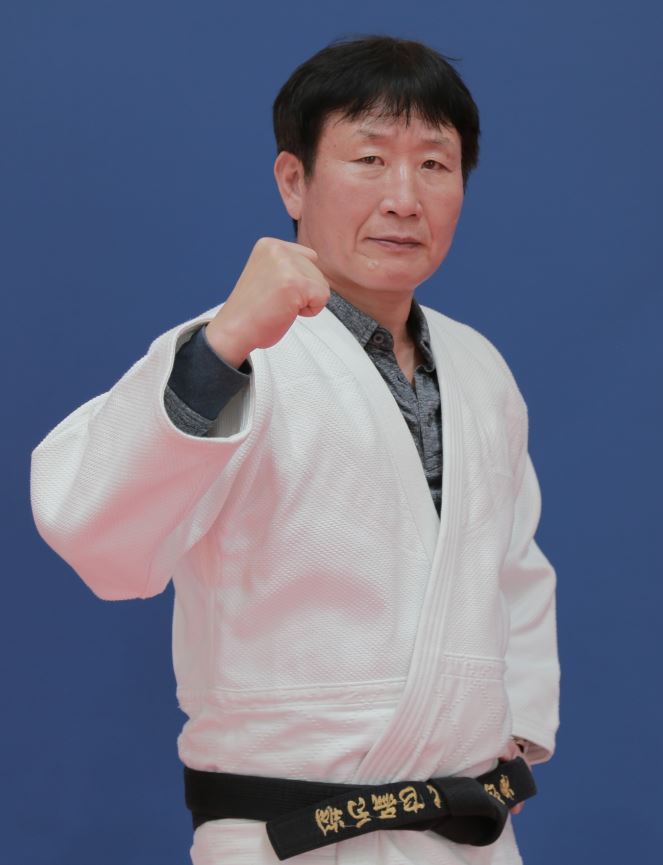 안현석 감독